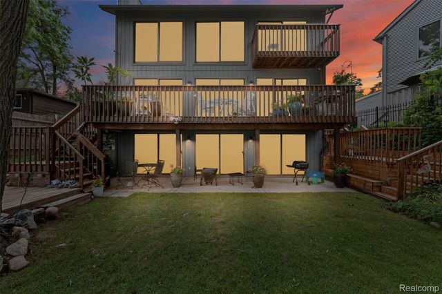 4616 Cass Elizabeth Road, Waterford Charter Township, MI 48328