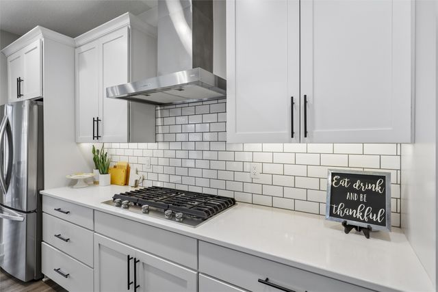 10208 Hidden Valley Drive, Johnston, IA 50131