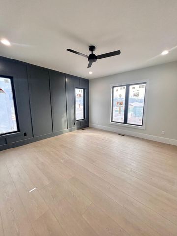 6198 S Holland Avenue, Springfield, MO 65810