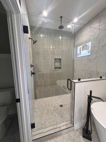 6198 S Holland Avenue, Springfield, MO 65810