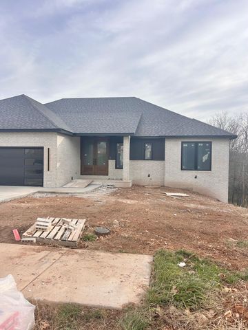 6198 S Holland Avenue, Springfield, MO 65810