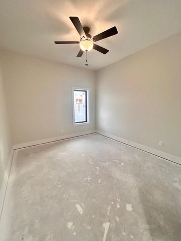 6198 S Holland Avenue, Springfield, MO 65810