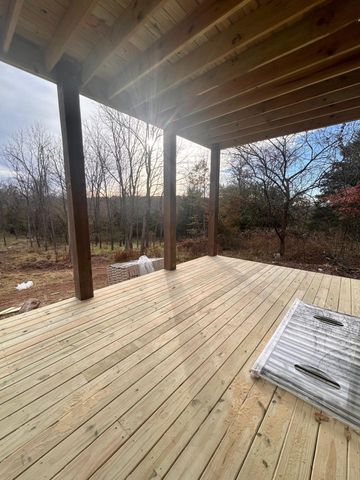 6198 S Holland Avenue, Springfield, MO 65810