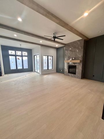 6198 S Holland Avenue, Springfield, MO 65810