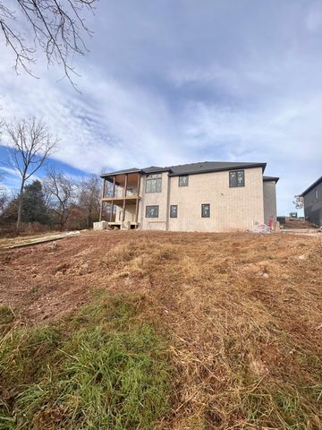 6198 S Holland Avenue, Springfield, MO 65810