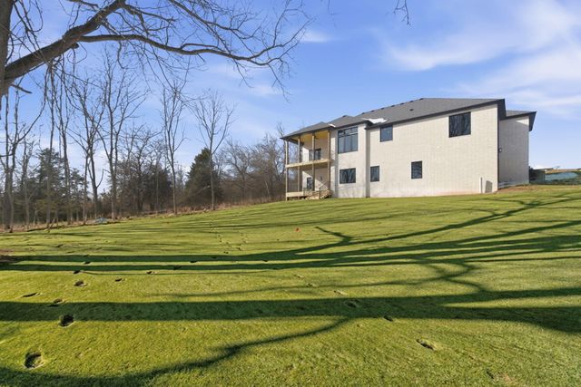 6198 S Holland Avenue, Springfield, MO 65810