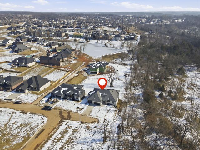 6198 S Holland Avenue, Springfield, MO 65810