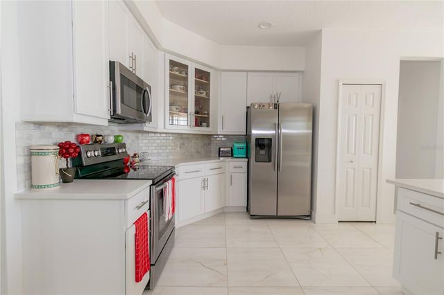 6609 LAKE PEMBROKE PLACE, Orlando, FL 32829