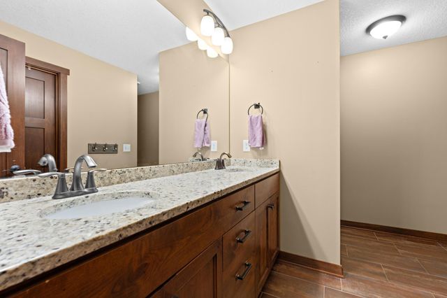 1002 9th Avenue NW, Byron, MN 55920