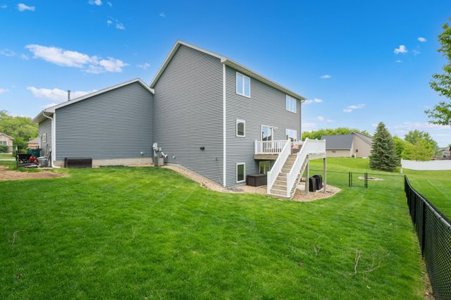 1002 9th Avenue NW, Byron, MN 55920