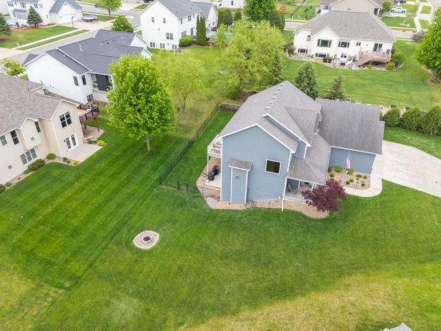 1002 9th Avenue NW, Byron, MN 55920