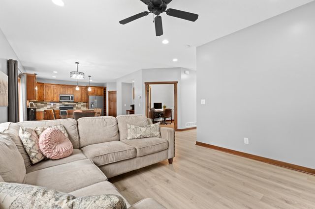 1002 9th Avenue NW, Byron, MN 55920