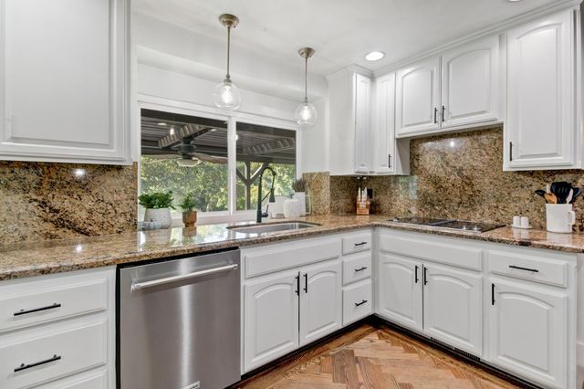 2239 Seabler Pl, Carmichael, CA 95608