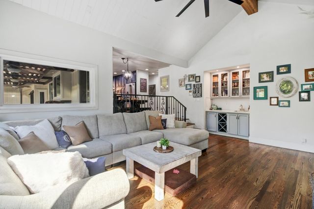 2239 Seabler Pl, Carmichael, CA 95608