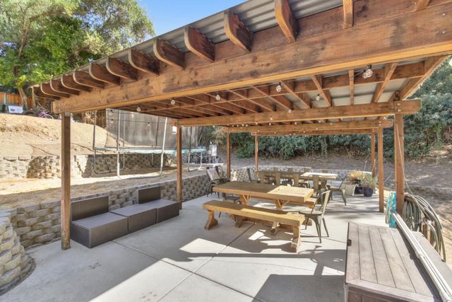 2239 Seabler Pl, Carmichael, CA 95608