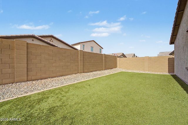 8530 W Flynn Lane, Glendale, AZ 85305