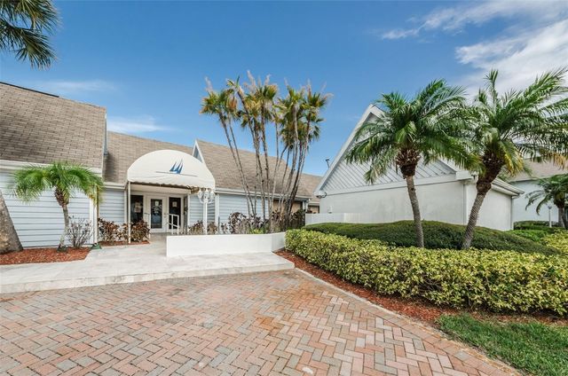 455 ALT 19 S S 214, Palm Harbor, FL 34683