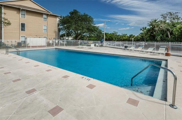 455 ALT 19 S S 214, Palm Harbor, FL 34683