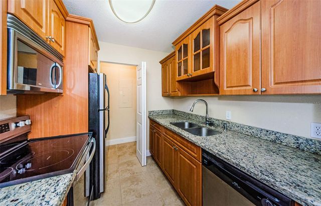 455 ALT 19 S S 214, Palm Harbor, FL 34683