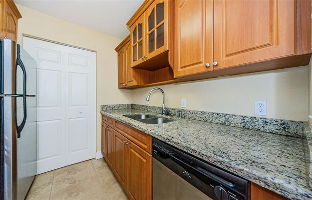 455 ALT 19 S S 214, Palm Harbor, FL 34683
