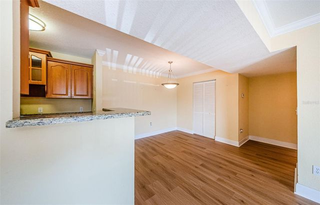 455 ALT 19 S S 214, Palm Harbor, FL 34683