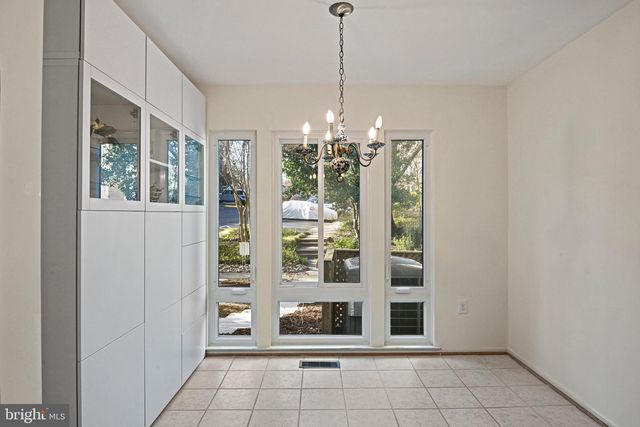 2029 CHADDS FORD DR, Reston, VA 20191