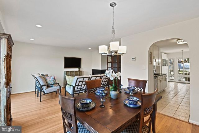2029 CHADDS FORD DR, Reston, VA 20191