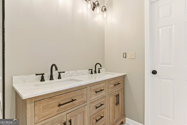 1660 Stoney Point Road, Cumming, GA 30041