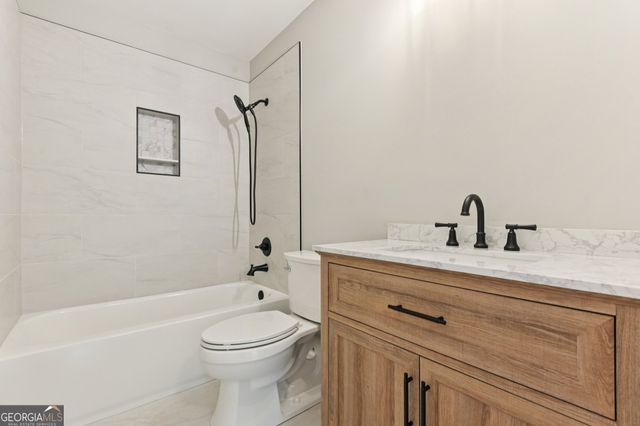 1660 Stoney Point Road, Cumming, GA 30041