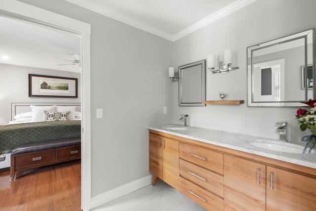 57 Candlewood Dr, Topsfield, MA 01983