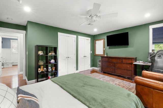 57 Candlewood Dr, Topsfield, MA 01983