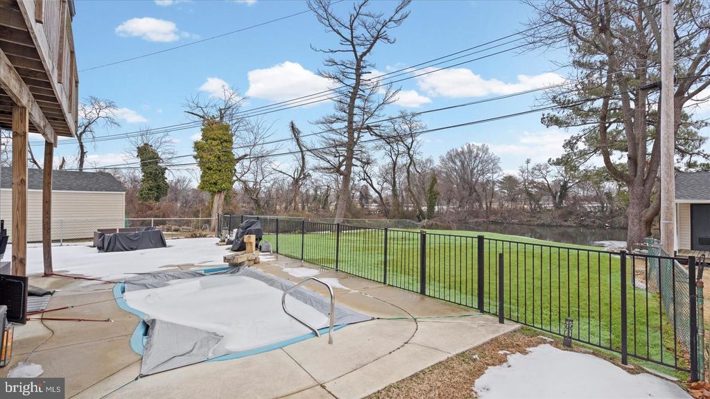 Image 19 of property listing at 3145 BAYBRIAR RD, Dundalk, MD 21222