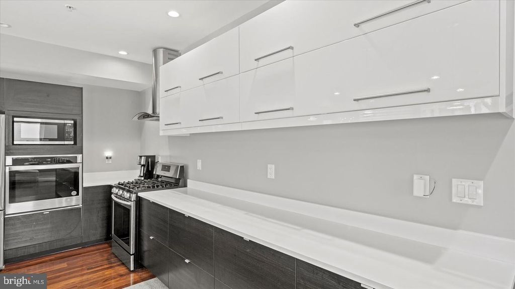 Image 26 of property listing at 3145 BAYBRIAR RD, Dundalk, MD 21222