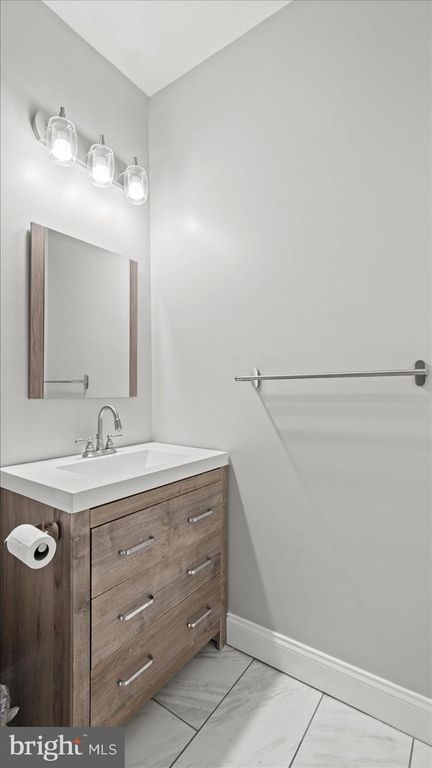 Image 50 of property listing at 3145 BAYBRIAR RD, Dundalk, MD 21222