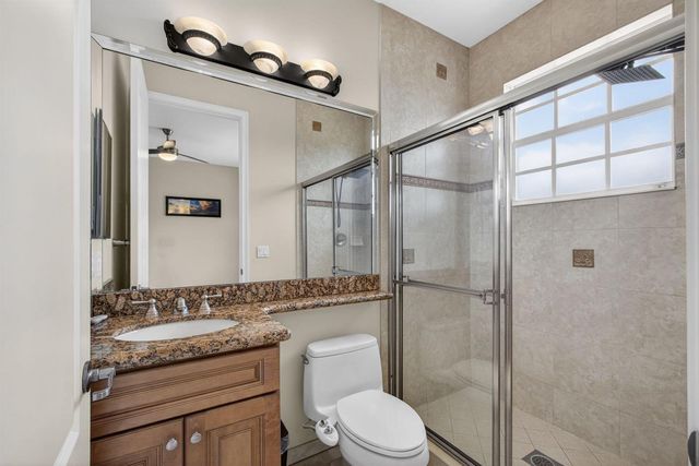 4710 Artesa Way E, Palm Beach Gardens, FL 33418