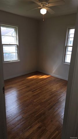 733 Vermilya Avenue, Flint, MI 48507