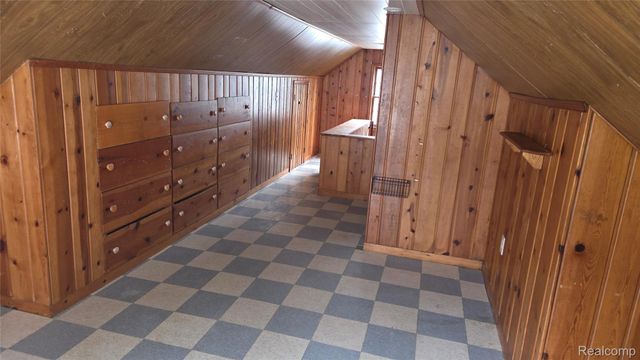 733 Vermilya Avenue, Flint, MI 48507