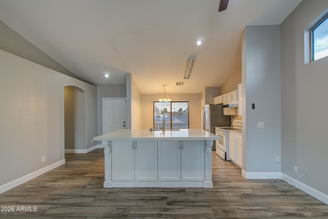 8313 W MULBERRY Drive, Phoenix, AZ 85037