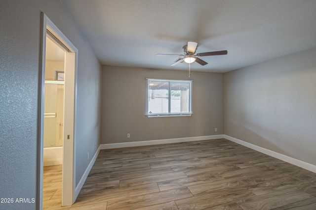 8313 W MULBERRY Drive, Phoenix, AZ 85037