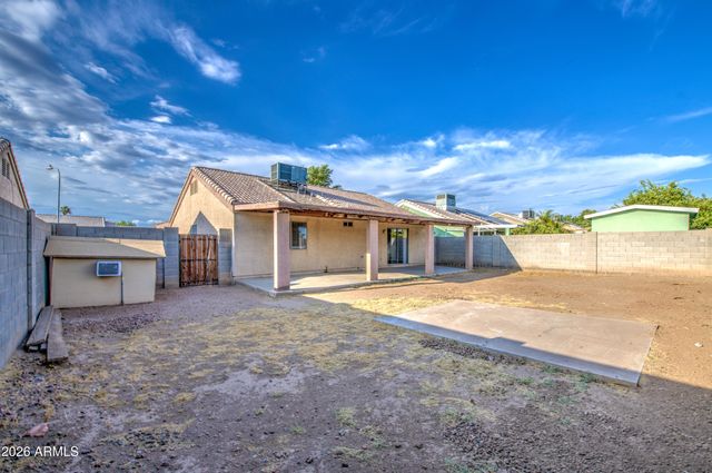 8313 W MULBERRY Drive, Phoenix, AZ 85037