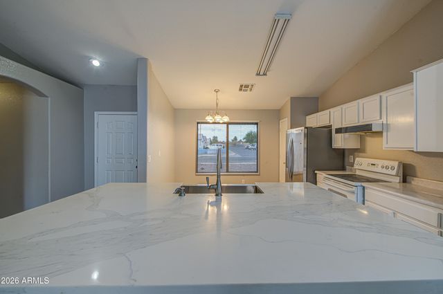 8313 W MULBERRY Drive, Phoenix, AZ 85037