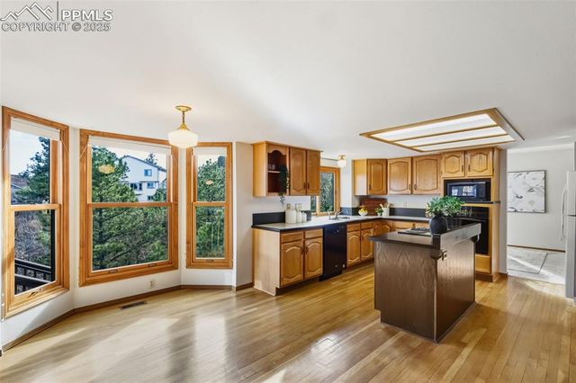 185 Thames Drive, Colorado Springs, CO 80906