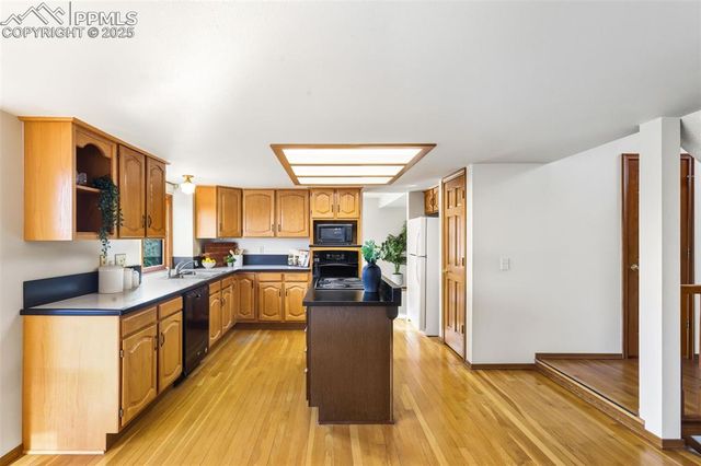 185 Thames Drive, Colorado Springs, CO 80906