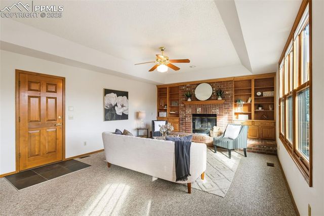 185 Thames Drive, Colorado Springs, CO 80906