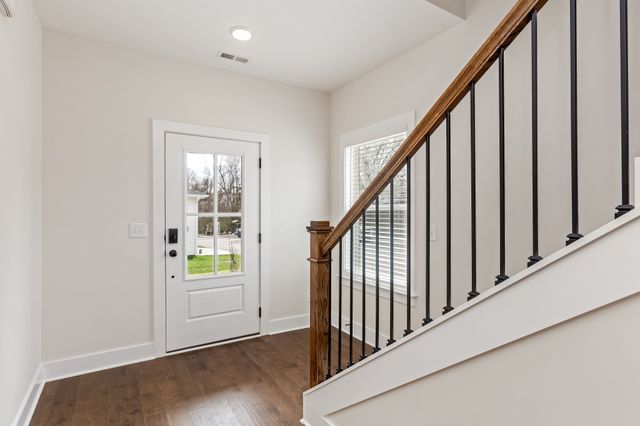 313 Jasmine Park, Hermitage, TN 37076