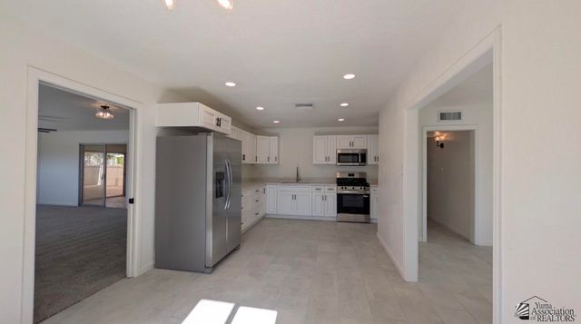 2536 S 7 Ave, Yuma, AZ 85364