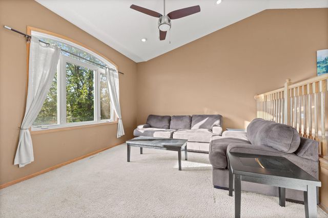 9720 42nd Street NE, Saint Michael, MN 55376