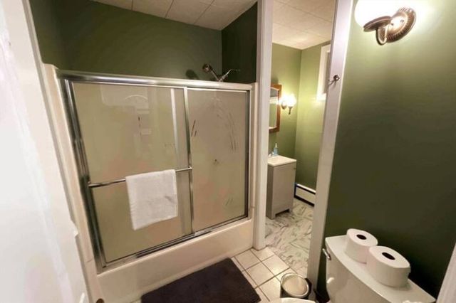 35 Iowa St, Worcester, MA 01602