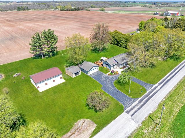 W2184 Rowe ROAD, Sheboygan, WI 53083