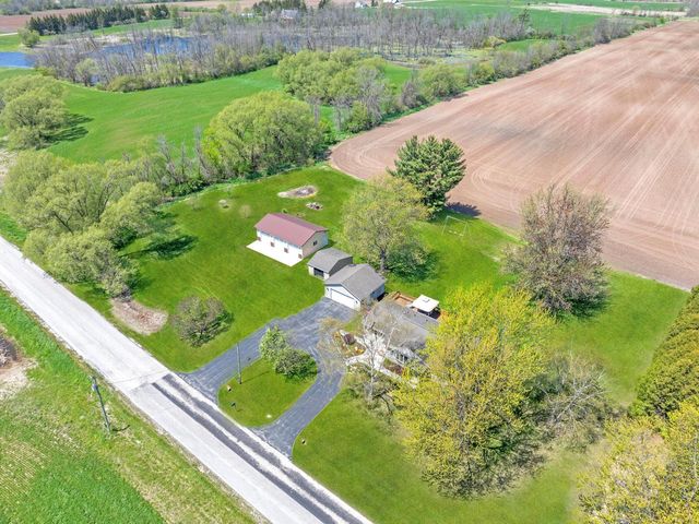 W2184 Rowe ROAD, Sheboygan, WI 53083